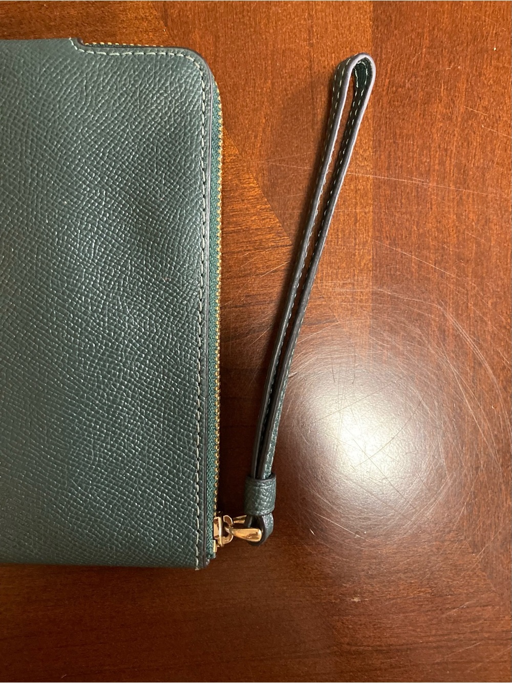 Coach Corner Zip Wristlet in Forest Green Cross Grain Leather EUC - Picture 8 of 16